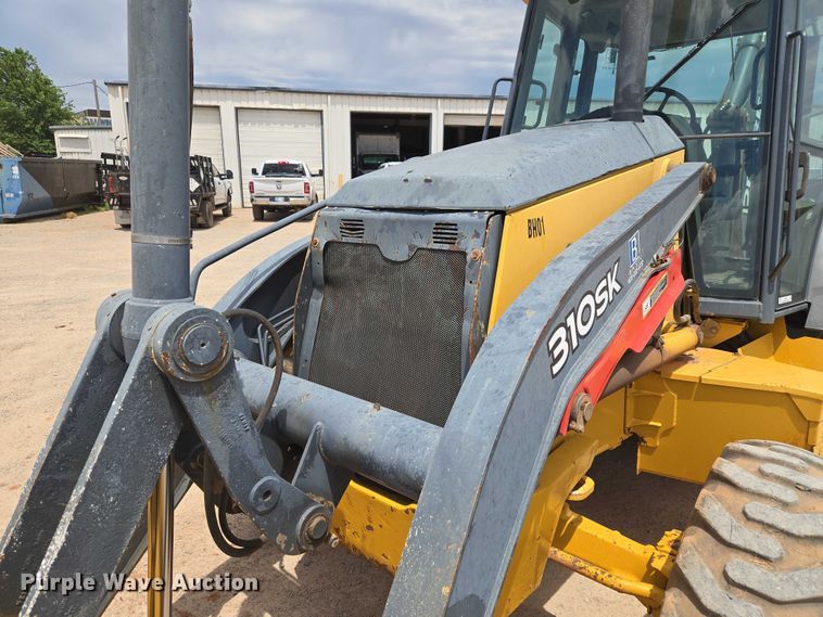image for item EW0162 2014 John Deere 310SK backhoe