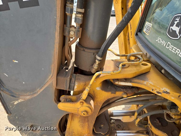 image for item EW0162 2014 John Deere 310SK backhoe
