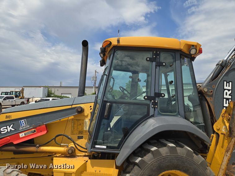 image for item EW0162 2014 John Deere 310SK backhoe
