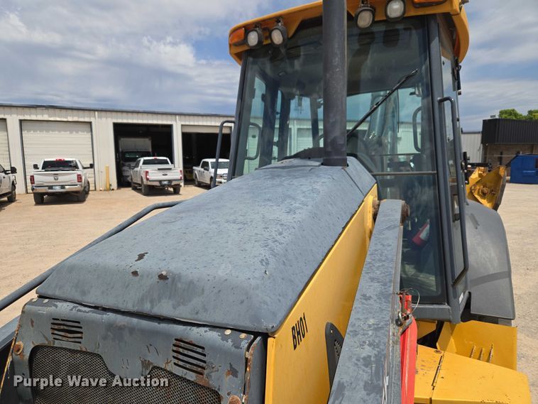 image for item EW0162 2014 John Deere 310SK backhoe