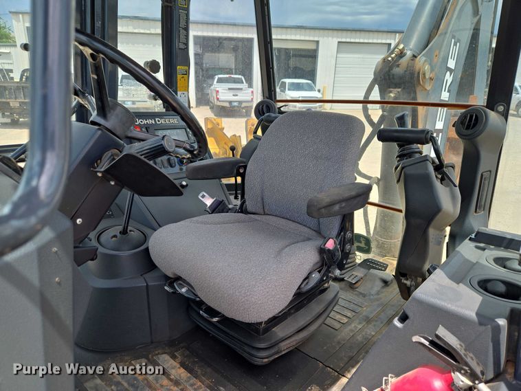 image for item EW0162 2014 John Deere 310SK backhoe