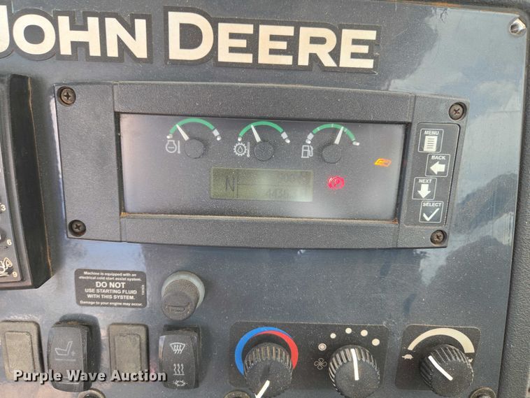 image for item EW0162 2014 John Deere 310SK backhoe