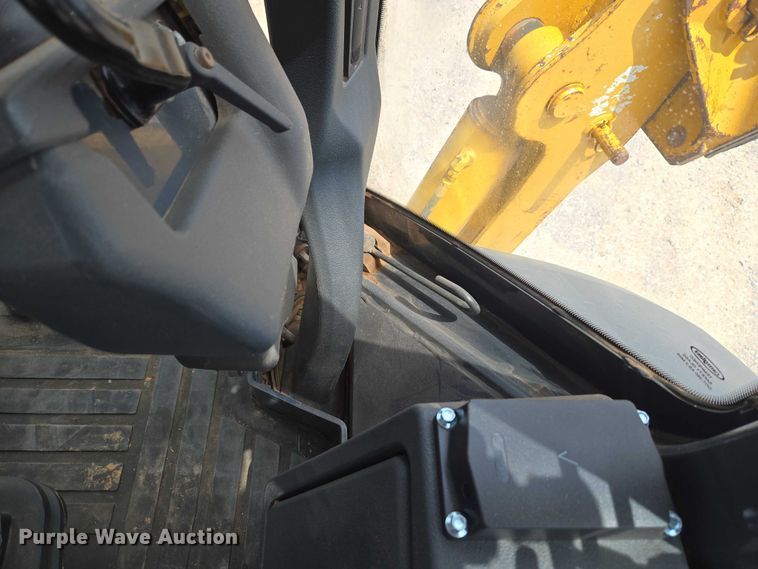 image for item EW0162 2014 John Deere 310SK backhoe