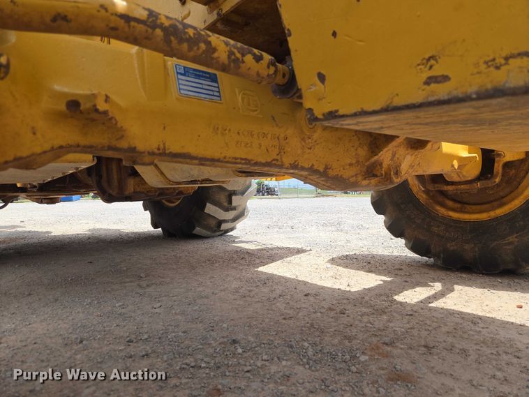 image for item EW0162 2014 John Deere 310SK backhoe