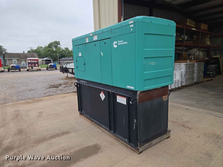 image for item EW0220 Cummins Power Generation C35 D6 generator