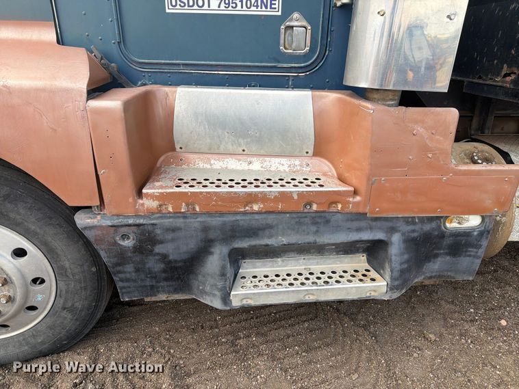 image for item EW2077 1988 Kenworth T660 dump truck