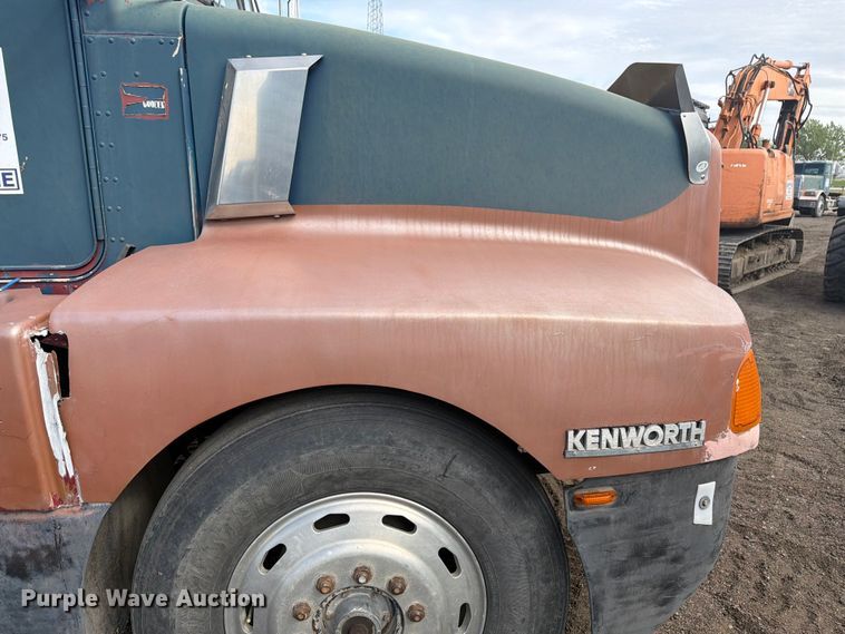 image for item EW2077 1988 Kenworth T660 dump truck