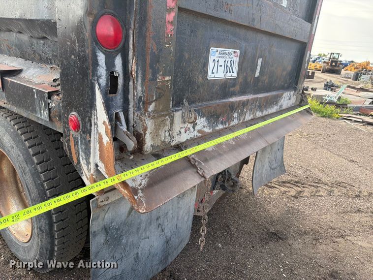 image for item EW2077 1988 Kenworth T660 dump truck