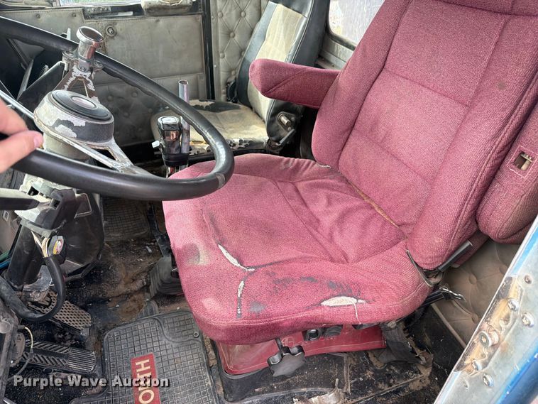 image for item EW2077 1988 Kenworth T660 dump truck