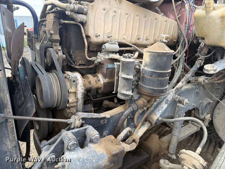 image for item EW2077 1988 Kenworth T660 dump truck