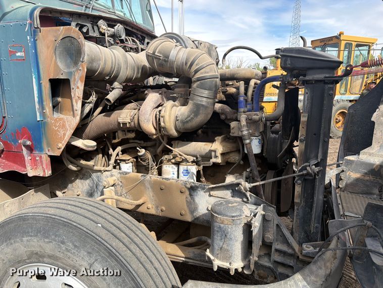 image for item EW2077 1988 Kenworth T660 dump truck