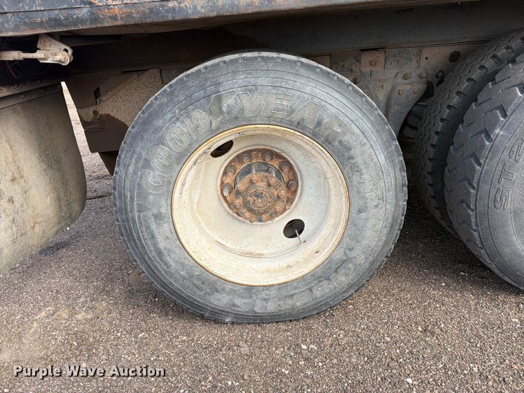 image for item EW2077 1988 Kenworth T660 dump truck