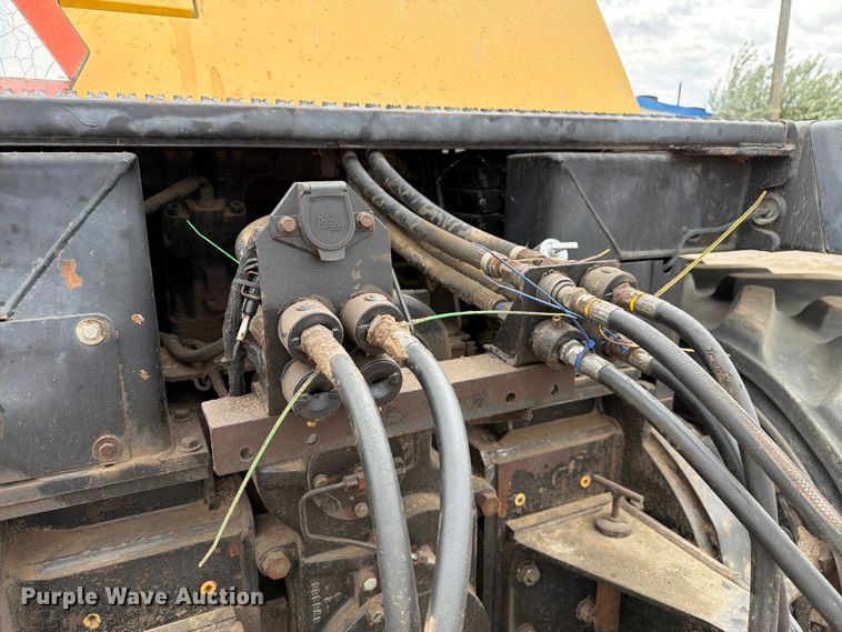 image for item EW2079 1992 Caterpillar Challenger 75 tractor