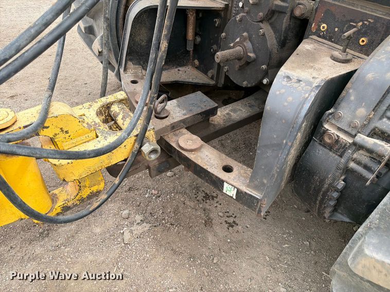 image for item EW2079 1992 Caterpillar Challenger 75 tractor