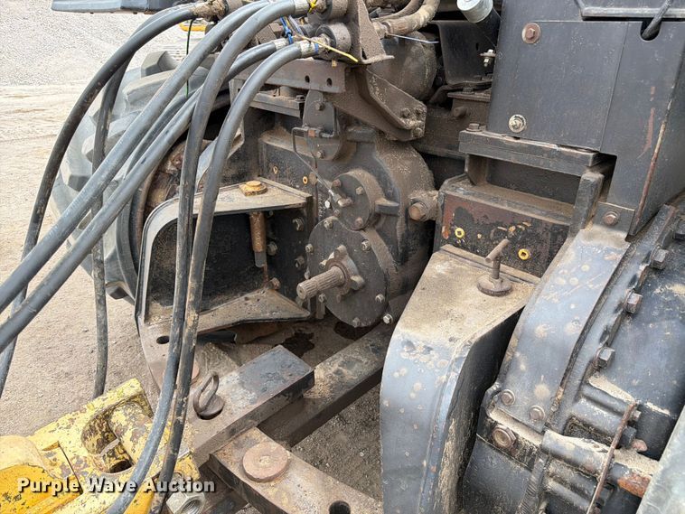 image for item EW2079 1992 Caterpillar Challenger 75 tractor