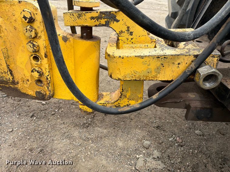 image for item EW2079 1992 Caterpillar Challenger 75 tractor