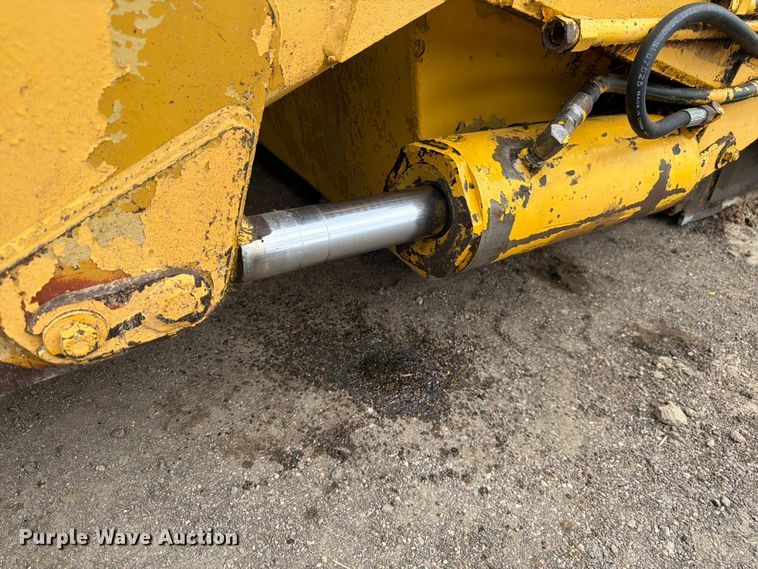 image for item EW2079 1992 Caterpillar Challenger 75 tractor