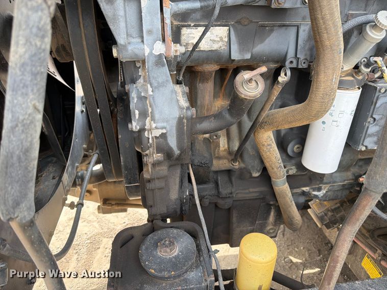 image for item EW2079 1992 Caterpillar Challenger 75 tractor