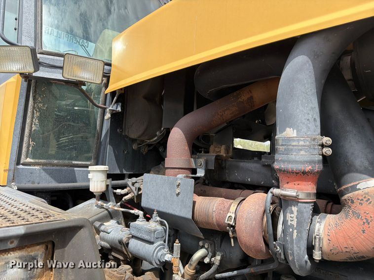 image for item EW2079 1992 Caterpillar Challenger 75 tractor
