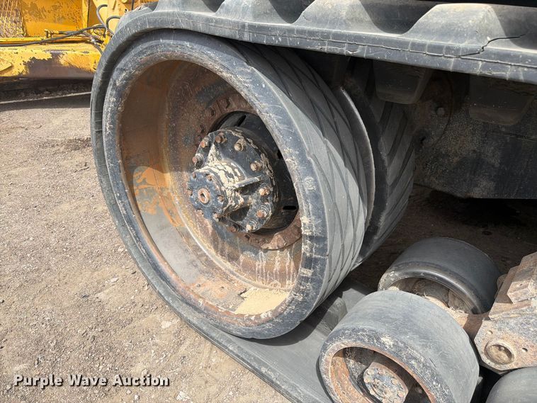 image for item EW2079 1992 Caterpillar Challenger 75 tractor