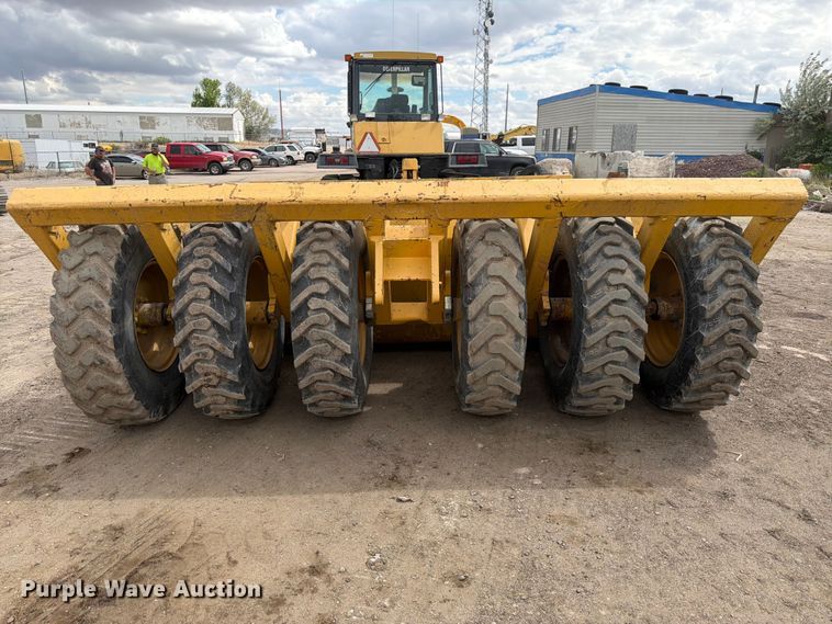image for item EW2079 1992 Caterpillar Challenger 75 tractor