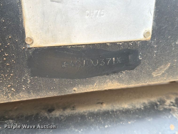 image for item EW2079 1992 Caterpillar Challenger 75 tractor