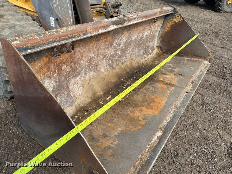 image for item EW2080 2012 Volvo MTC135C tracked skid steer loader