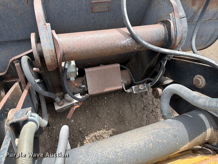 image for item EW2081 1999 Caterpillar 416C backhoe