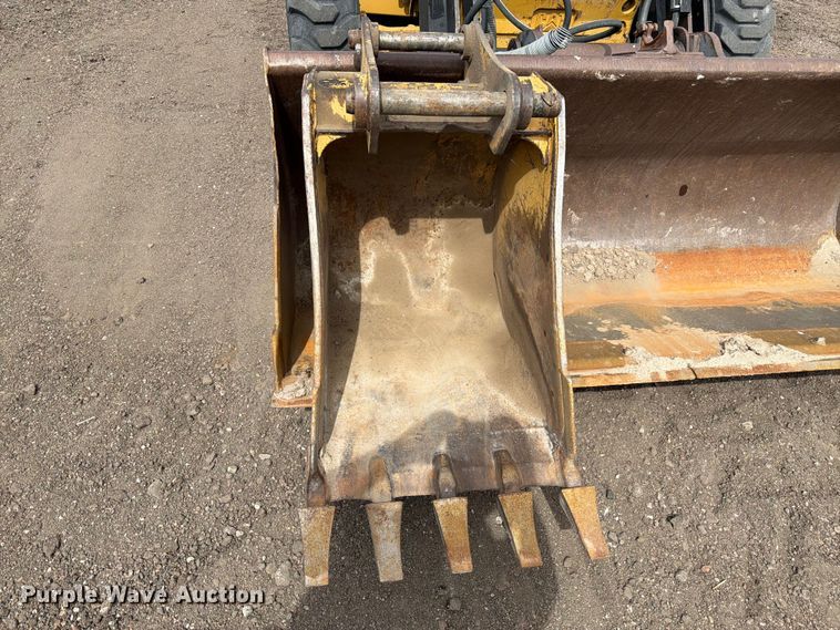 image for item EW2081 1999 Caterpillar 416C backhoe
