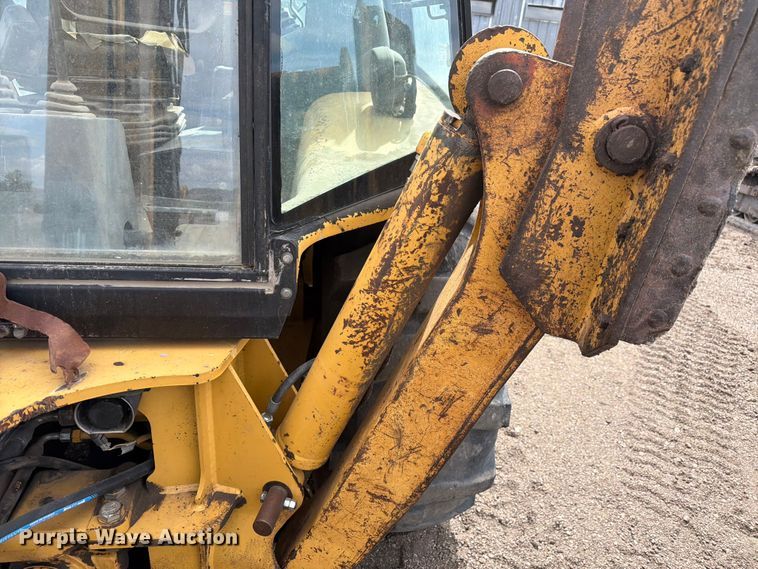 image for item EW2081 1999 Caterpillar 416C backhoe