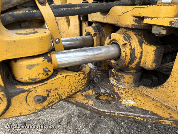 image for item EW2081 1999 Caterpillar 416C backhoe