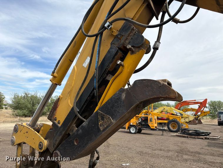 image for item EW2081 1999 Caterpillar 416C backhoe
