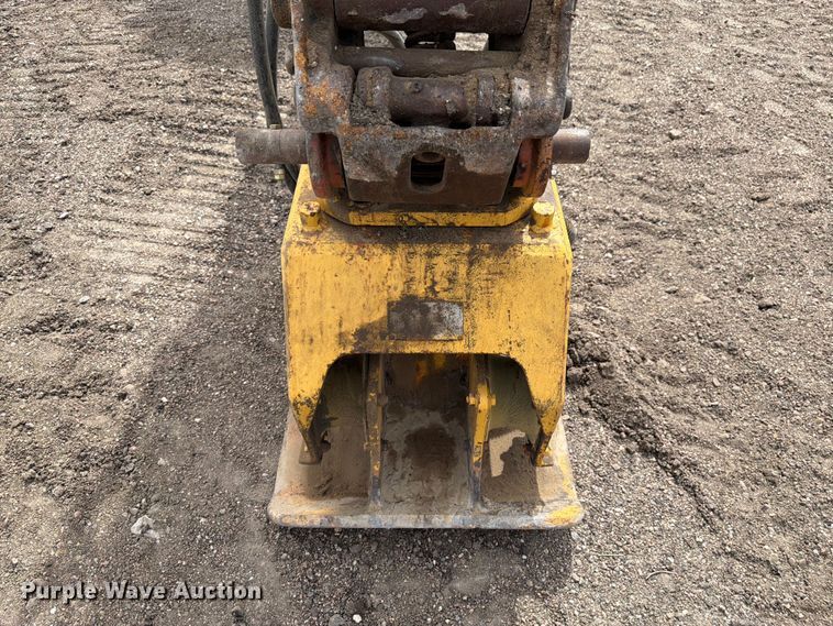 image for item EW2081 1999 Caterpillar 416C backhoe