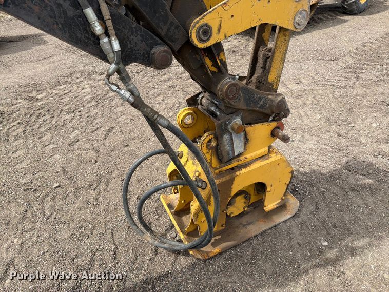 image for item EW2081 1999 Caterpillar 416C backhoe