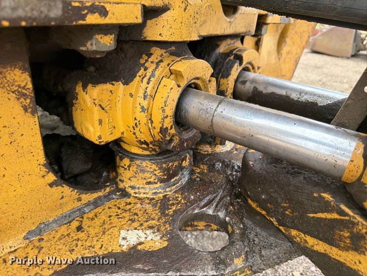 image for item EW2081 1999 Caterpillar 416C backhoe