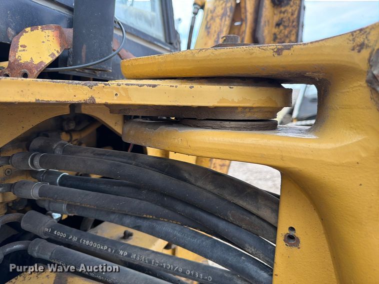 image for item EW2081 1999 Caterpillar 416C backhoe