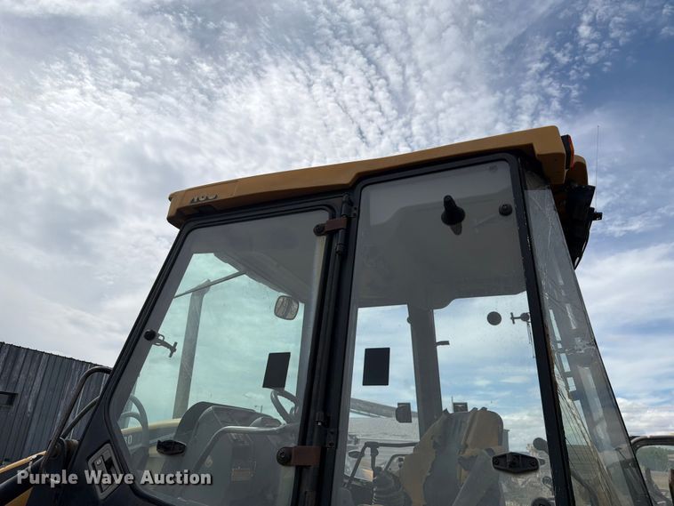 image for item EW2081 1999 Caterpillar 416C backhoe
