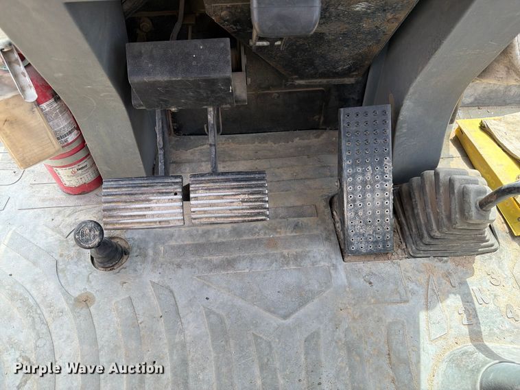 image for item EW2081 1999 Caterpillar 416C backhoe