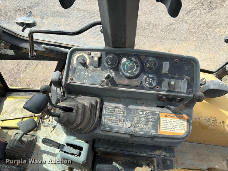 image for item EW2081 1999 Caterpillar 416C backhoe