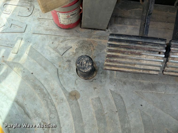 image for item EW2081 1999 Caterpillar 416C backhoe