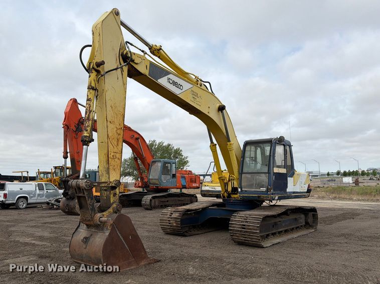 image for item EW2085 1993 Kobelco SK200LC excavator