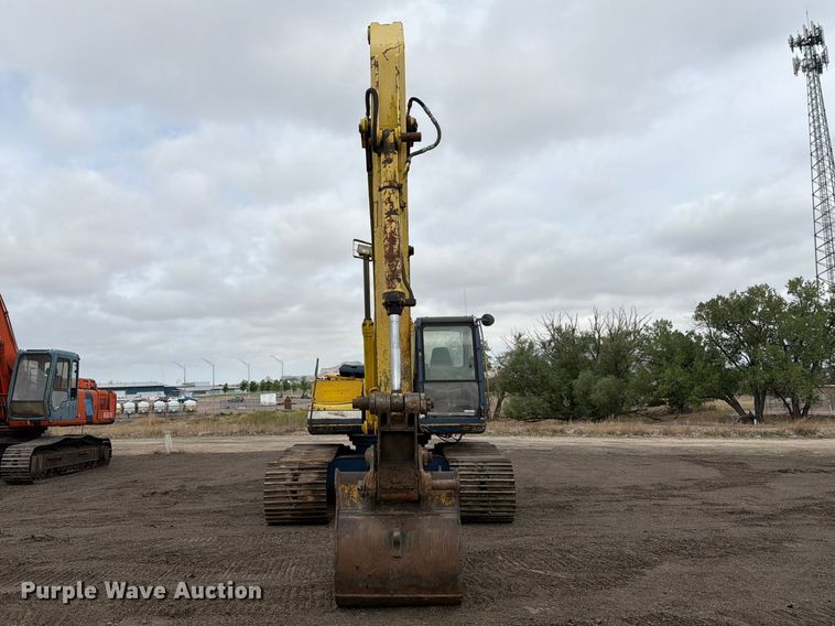 image for item EW2085 1993 Kobelco SK200LC excavator