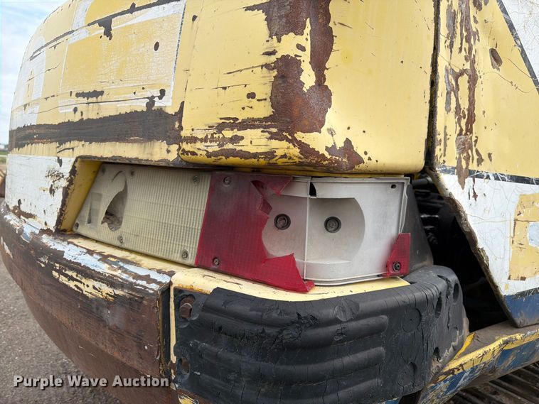 image for item EW2085 1993 Kobelco SK200LC excavator