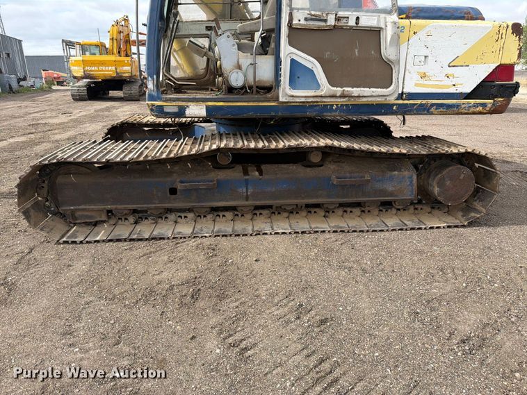 image for item EW2085 1993 Kobelco SK200LC excavator