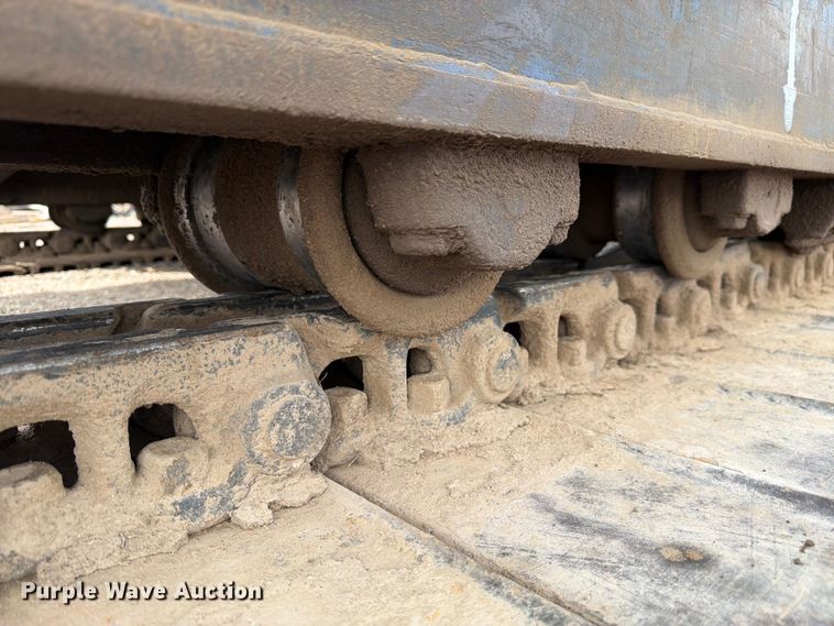 image for item EW2085 1993 Kobelco SK200LC excavator