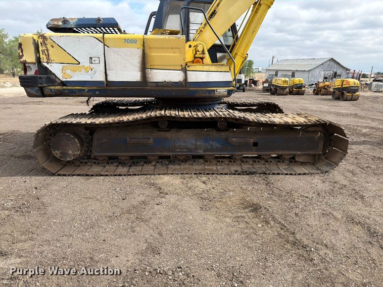 image for item EW2085 1993 Kobelco SK200LC excavator
