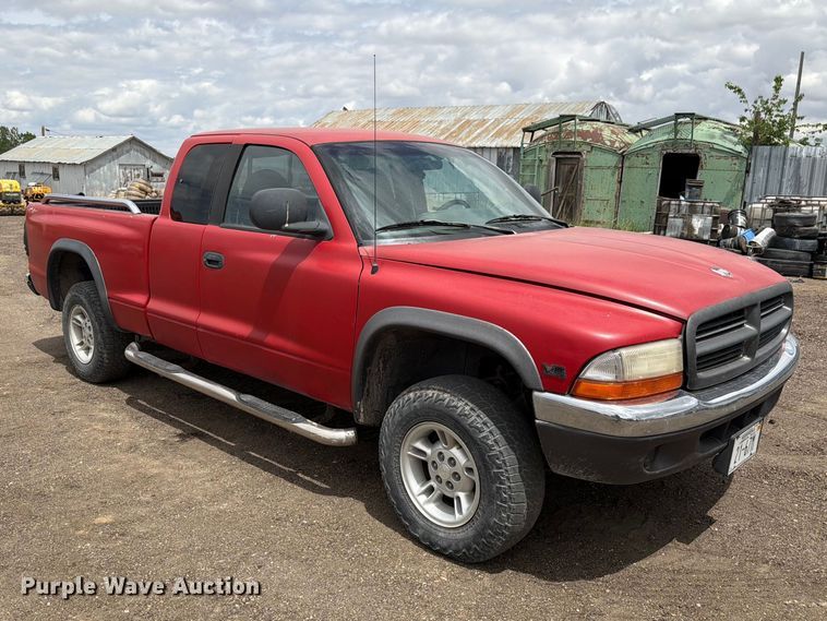 image for item EW2086 1997 Dodge Dakota Ext. Cab pickup truck
