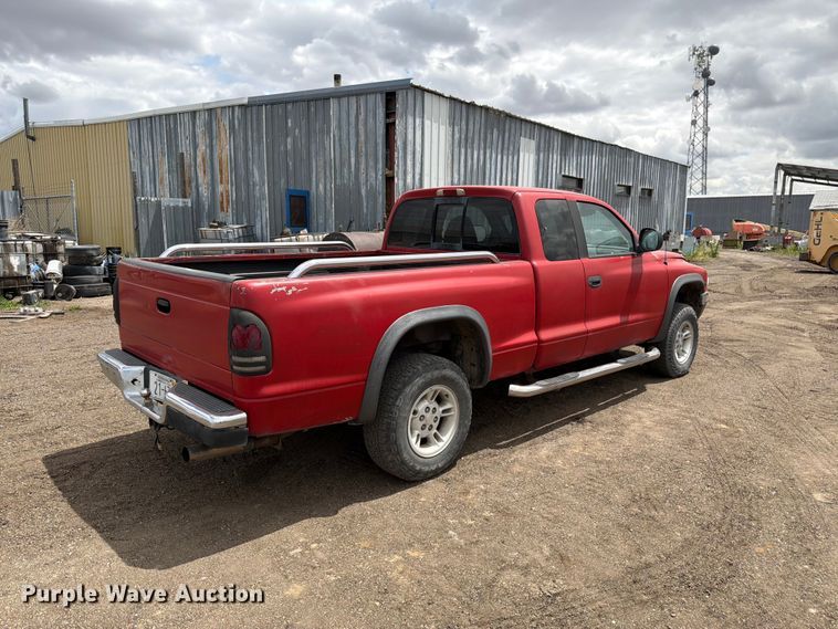 image for item EW2086 1997 Dodge Dakota Ext. Cab pickup truck