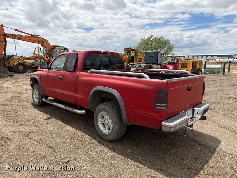 image for item EW2086 1997 Dodge Dakota Ext. Cab pickup truck