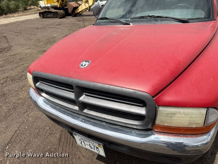 image for item EW2086 1997 Dodge Dakota Ext. Cab pickup truck